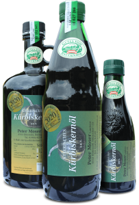 Drei flaschen unseres steirischen Kürbiskernöls